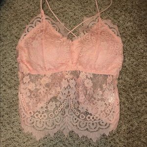 lace cropped top